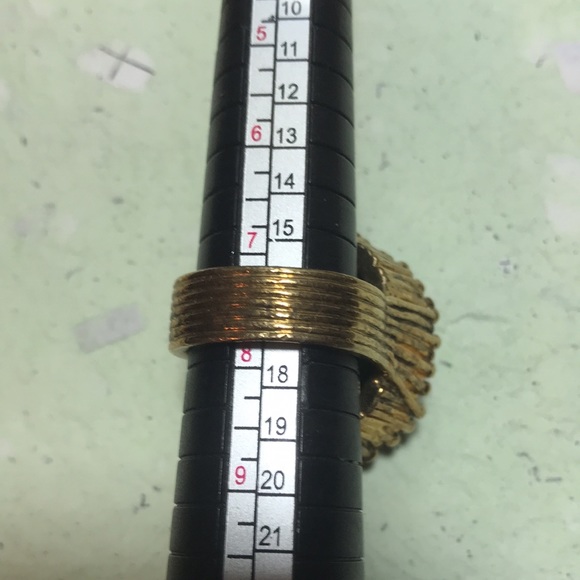 Gold Tone Brutalist Jade Faceted Costume Gem Statement Ring 1.25”x1.25” Sz 7.5 - Picture 7 of 11